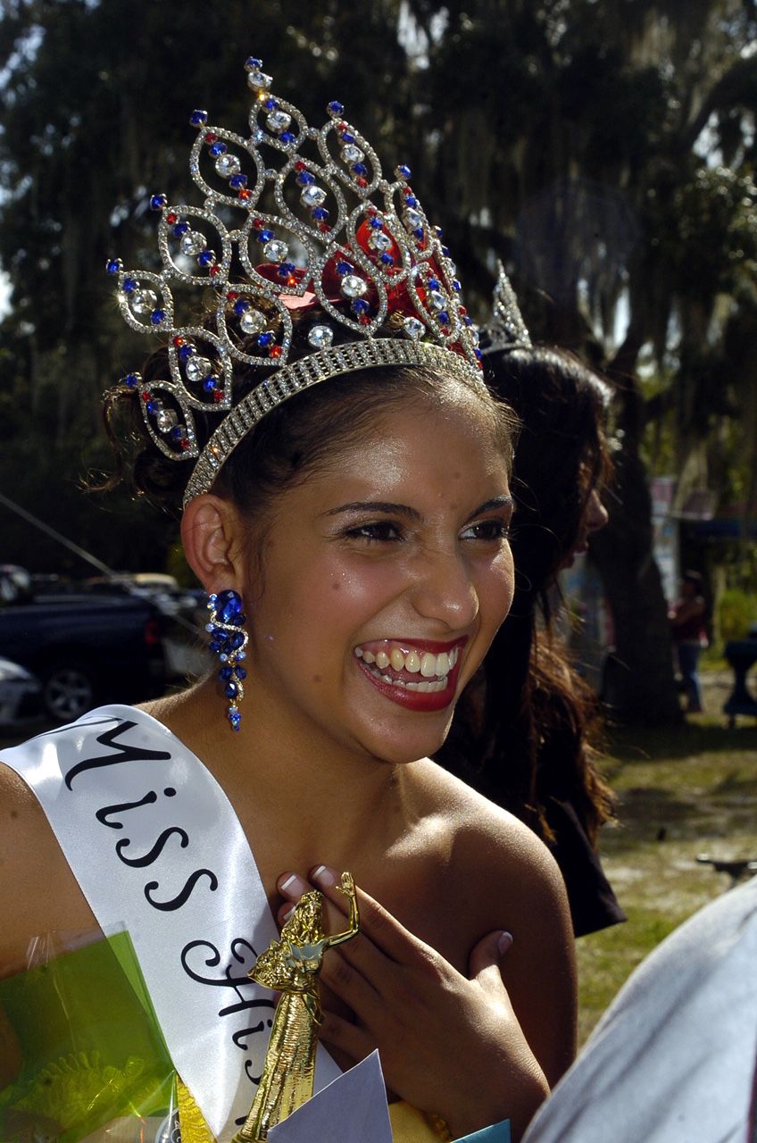 BB1004hispanic3.jpg